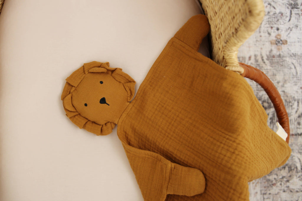 Toffee Lion Organic Cotton Muslin Lovey Blanket  